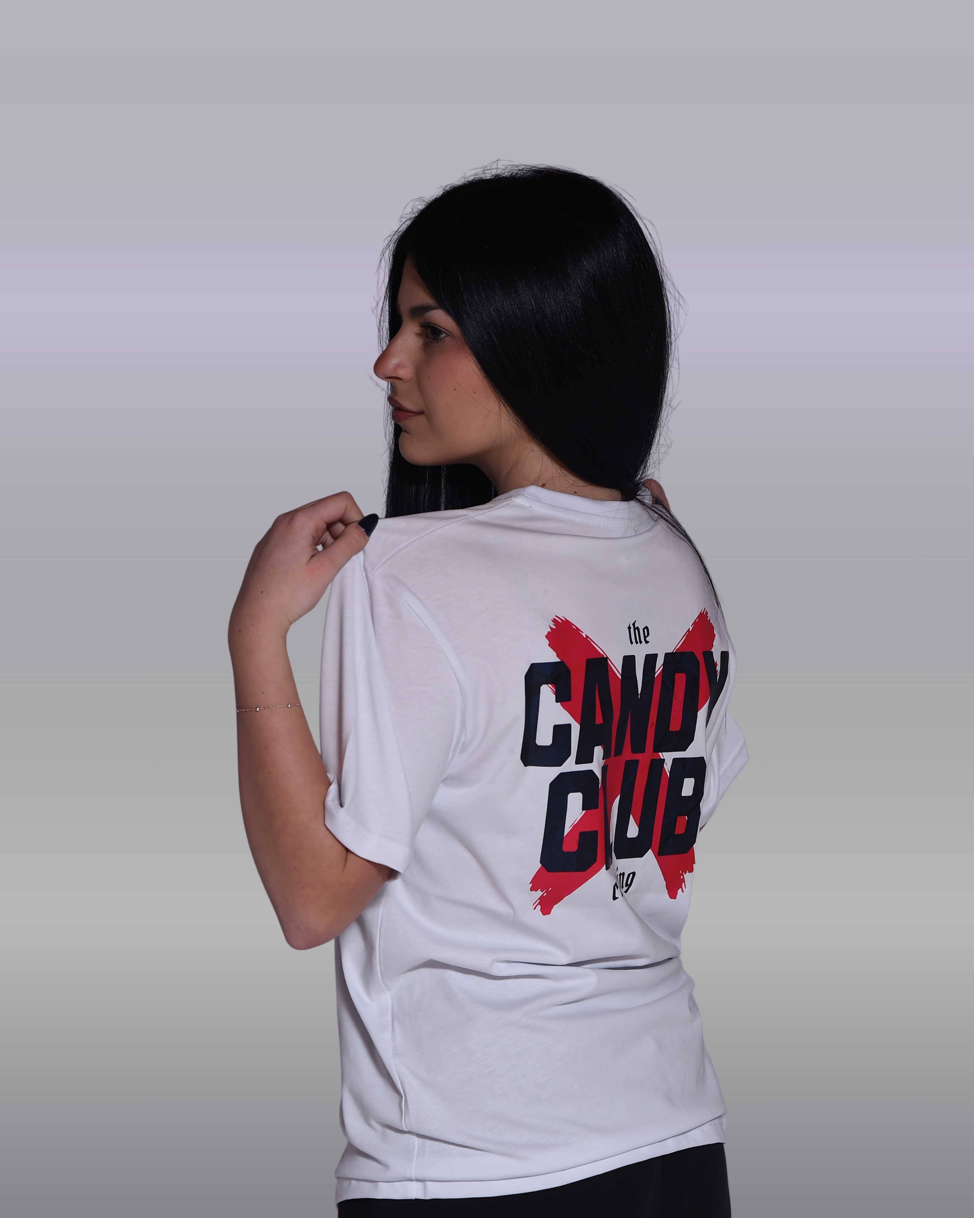 WHITE SHORT SLEEVE T-shirt